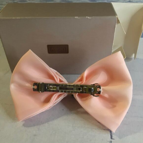 0076 NWT Vintage 80s Avon Spring Fair Hair Bow Clip in Pink w/Lace & Rosettes - Picture 3 of 6